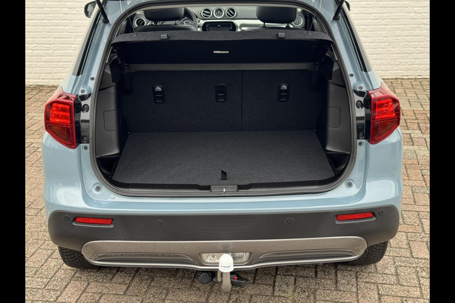 Suzuki Vitara 1.4 Boosterjet Style Smart Hybrid Adaptive cruise control Climate control Stoelverwarming Apple / Android Pano