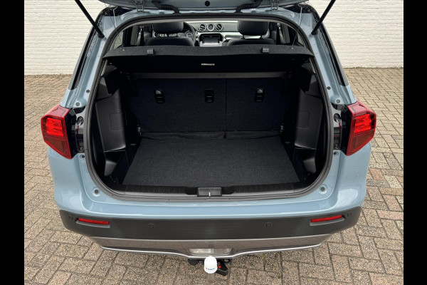 Suzuki Vitara 1.4 Boosterjet Style Smart Hybrid Adaptive cruise control Climate control Stoelverwarming Apple / Android Pano