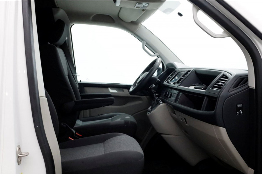 Volkswagen Transporter 2.0 TSI 150pk Benzine L2H3 Trendline Airco/Camper? BPM-VRIJ 03-2019