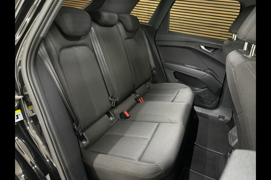 Audi Q4 e-tron 40 Launch edition 77 kWh | Adaptive Cruise | Carplay | Stoelverwarming