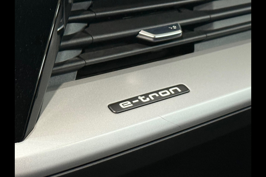Audi Q4 e-tron 40 Launch edition 77 kWh | Adaptive Cruise | Carplay | Stoelverwarming