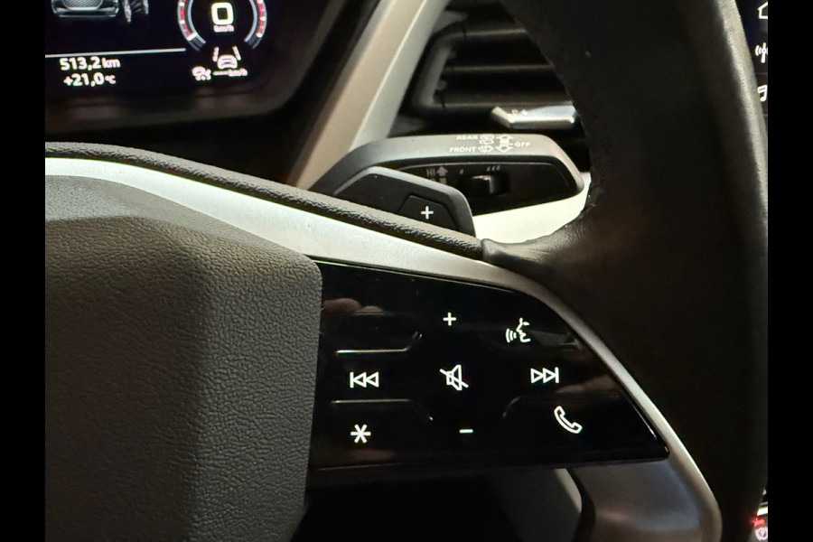 Audi Q4 e-tron 40 Launch edition 77 kWh | Adaptive Cruise | Carplay | Stoelverwarming