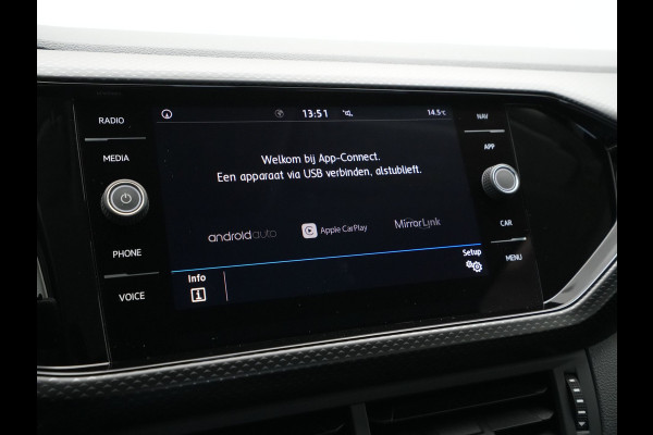 Volkswagen T-Cross 1.0 TSI 95pk Life Navigatie Carplay Pdc Acc Sideassist 292