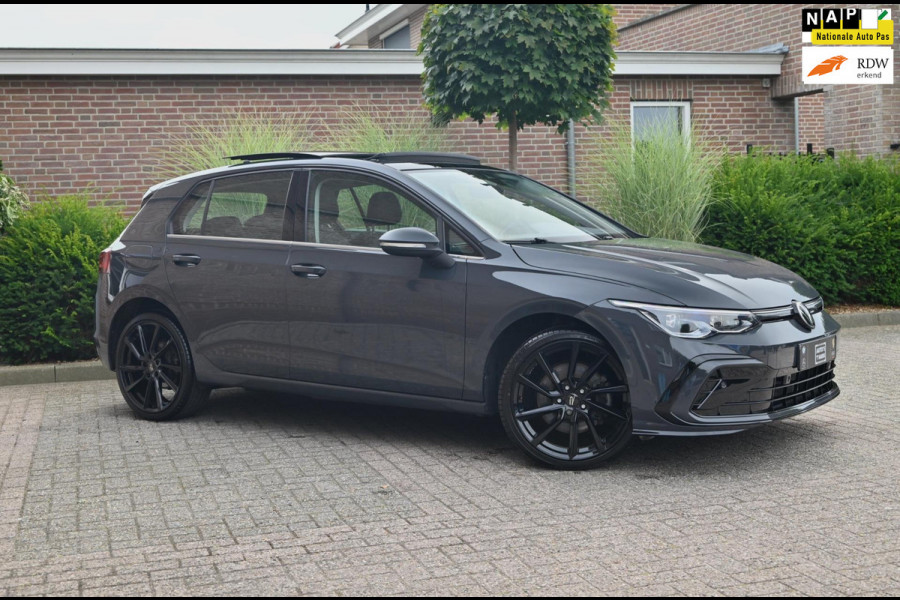 Volkswagen Golf 1.4 eHybrid Style 204 PK 1e Eig R-Line Adaptive Side-Assist Pano Massage 19''