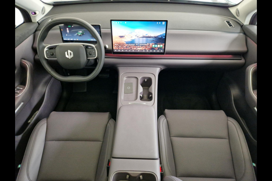 Leapmotor C10 REEV Design 28.4 kWh