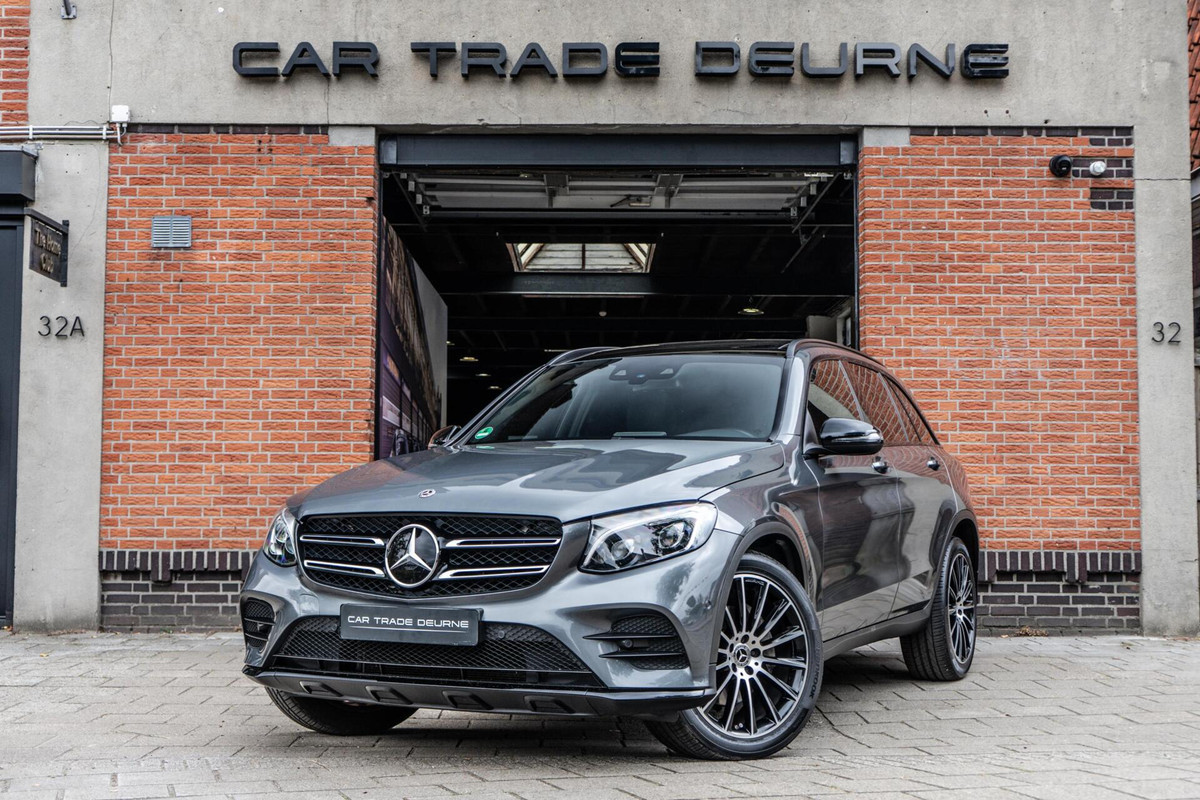 Mercedes-Benz GLC 250 4MATIC AMG Pano / Trekhaak / Camera