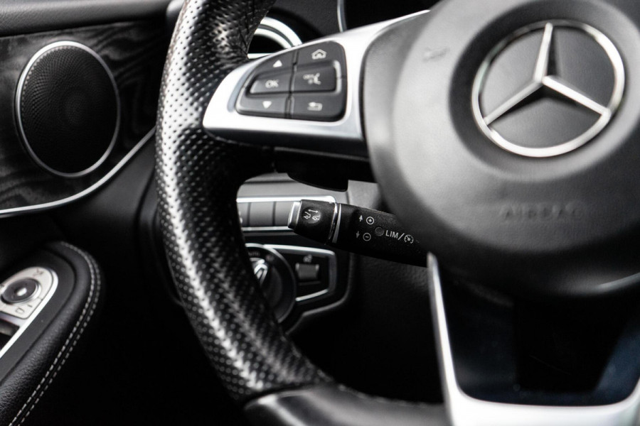 Mercedes-Benz GLC 250 4MATIC AMG Pano / Trekhaak / Camera