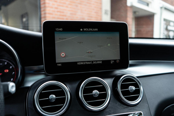 Mercedes-Benz GLC 250 4MATIC AMG Pano / Trekhaak / Camera