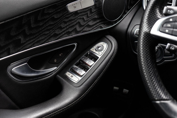 Mercedes-Benz GLC 250 4MATIC AMG Pano / Trekhaak / Camera