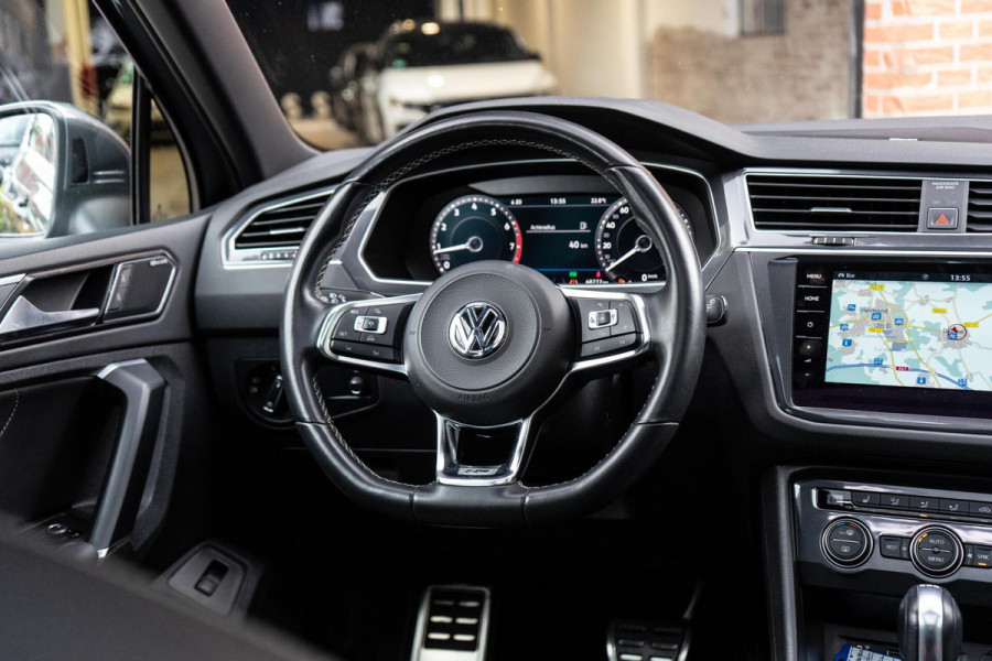 Volkswagen Tiguan 2.0 TSI 4Motion R-Line Pano / Trekhaak / HUD