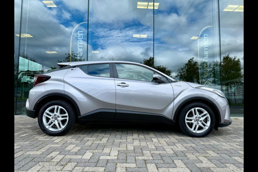 Toyota C-HR 1.8 Hybrid DYNAMIC, CarPlay, Full LED, Camera