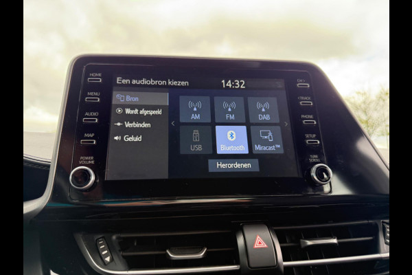 Toyota C-HR 1.8 Hybrid DYNAMIC, CarPlay, Full LED, Camera