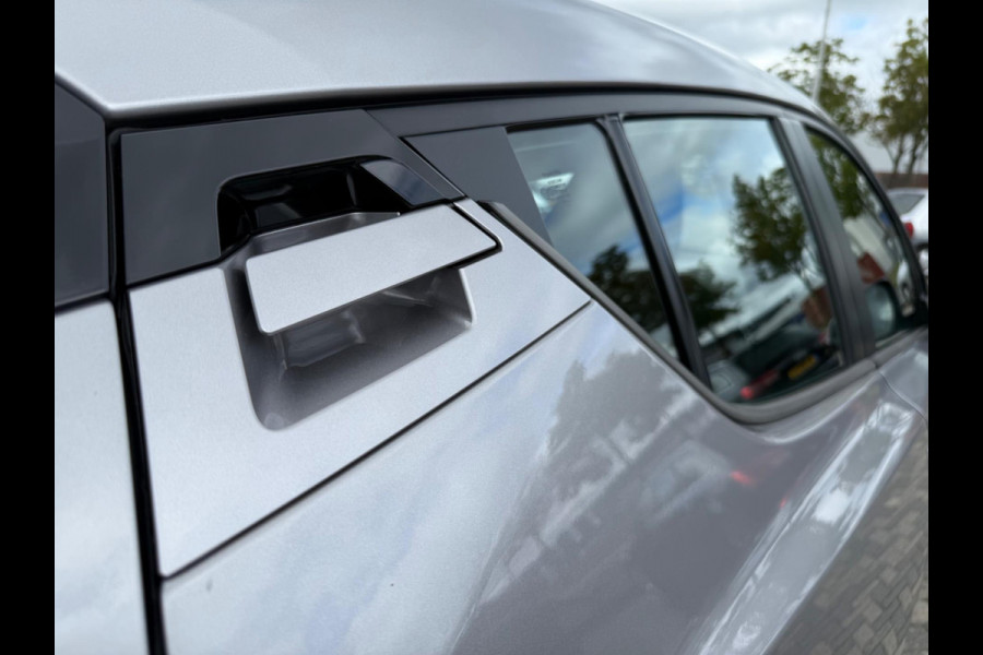 Toyota C-HR 1.8 Hybrid DYNAMIC, CarPlay, Full LED, Camera