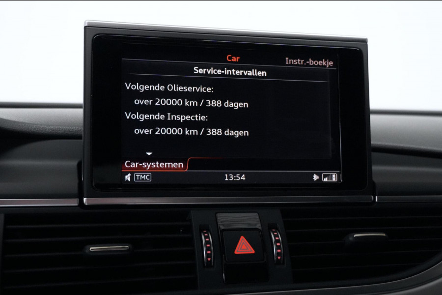 Audi A6 Avant 2.0 TFSI quattro 3x S Line 252 PK |Pano-dak | CarPlay | Black Optic | LED-Matrix | Stoelverwarming | Bose | Camera | 20 "