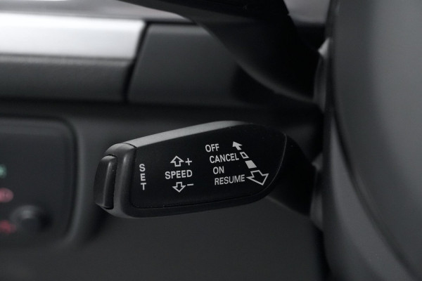 Audi A6 Avant 2.0 TFSI quattro 3x S Line 252 PK |Pano-dak | CarPlay | Black Optic | LED-Matrix | Stoelverwarming | Bose | Camera | 20 "