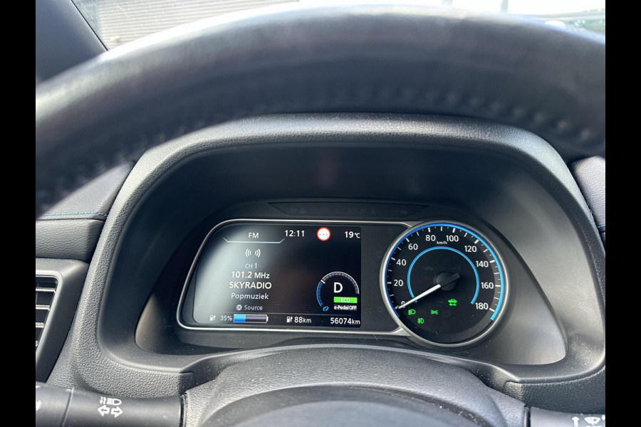 Nissan Leaf Tekna 40 kWh 1e Eigenaar | Origineel NL Auto | 360° Camera | Afneembare Trekhaak | Stoel- & Stuurverwarming | SOH 91% | Rijklaar met 12 mnd BOVAG Garantie!