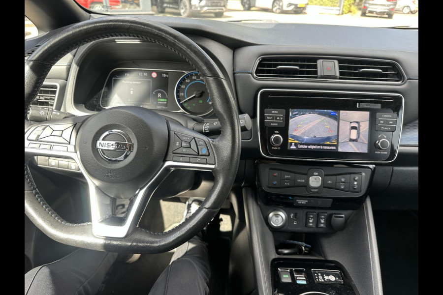 Nissan Leaf Tekna 40 kWh 1e Eigenaar | Origineel NL Auto | 360° Camera | Afneembare Trekhaak | Stoel- & Stuurverwarming | SOH 91% | Rijklaar met 12 mnd BOVAG Garantie!