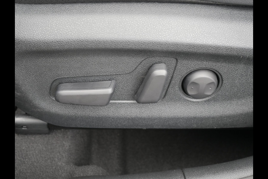 Kia Niro 1.6 GDi Hybrid ExecutiveLine | Cruise | Clima | Camera | Carplay | Navi | Stoelverwarming-ventilatie | Trekhaak |