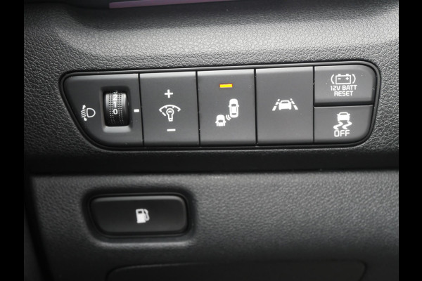 Kia Niro 1.6 GDi Hybrid ExecutiveLine | Cruise | Clima | Camera | Carplay | Navi | Stoelverwarming-ventilatie | Trekhaak |