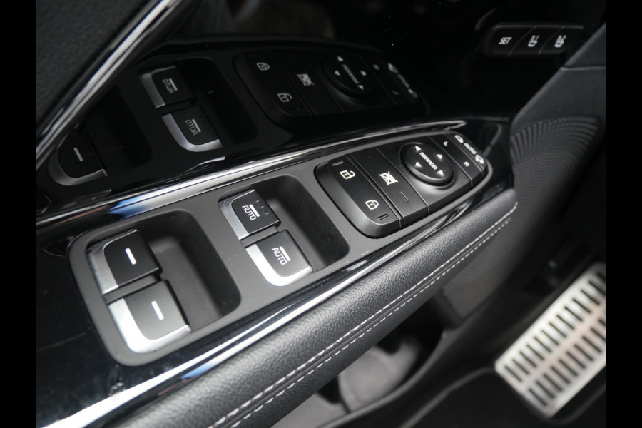 Kia Niro 1.6 GDi Hybrid ExecutiveLine | Cruise | Clima | Camera | Carplay | Navi | Stoelverwarming-ventilatie | Trekhaak |