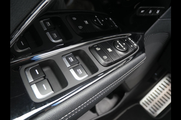 Kia Niro 1.6 GDi Hybrid ExecutiveLine | Cruise | Clima | Camera | Carplay | Navi | Stoelverwarming-ventilatie | Trekhaak |