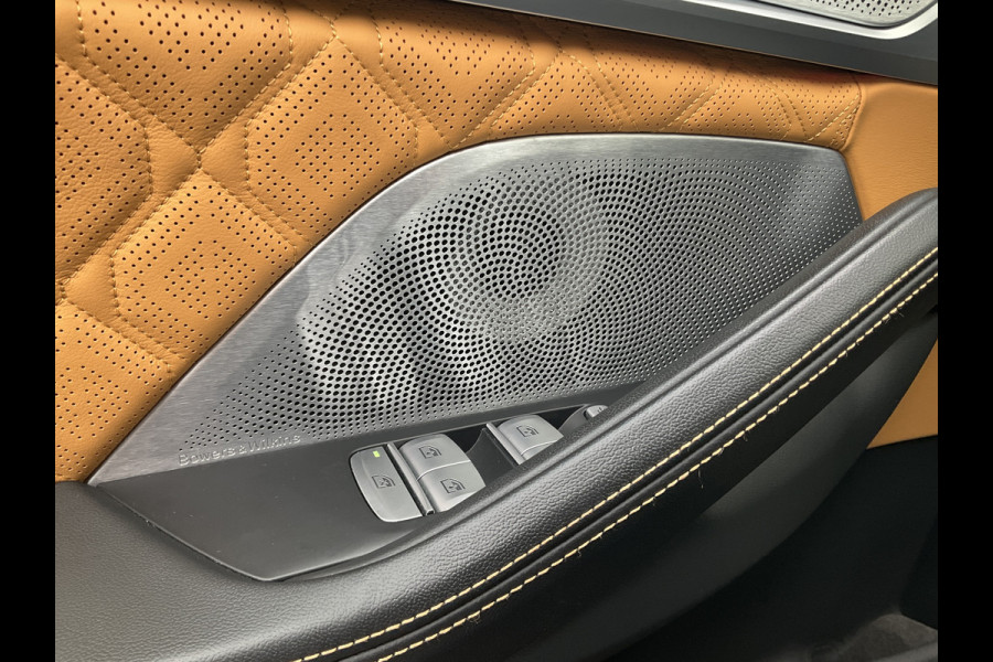 BMW 8 Serie Gran Coupé M8 Competition Keramisch Bowers&Wilkins HUD Carbon SoftClose Leder Voll.Onderhouden!