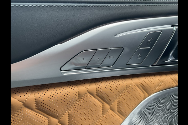 BMW 8 Serie Gran Coupé M8 Competition Keramisch Bowers&Wilkins HUD Carbon SoftClose Leder Voll.Onderhouden!