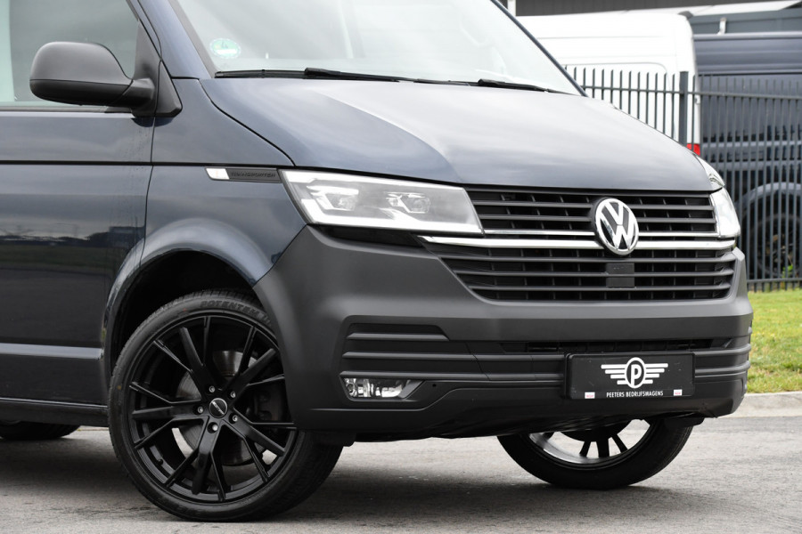 Volkswagen Transporter 2.0 TDI L2H1 PB Edition Cruise, Carplay, LED, 204pk, Automaat, Sensoren, Trekhaak, Multimedia, Stoelverwarming, Uniek!