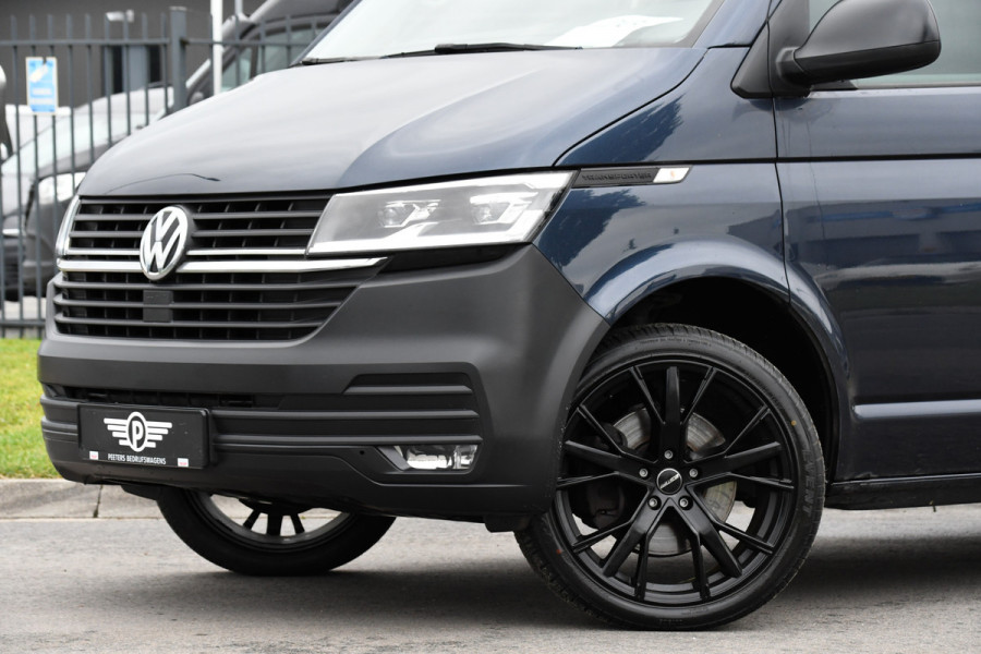 Volkswagen Transporter 2.0 TDI L2H1 PB Edition Cruise, Carplay, LED, 204pk, Automaat, Sensoren, Trekhaak, Multimedia, Stoelverwarming, Uniek!