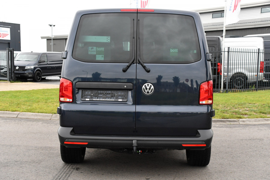 Volkswagen Transporter 2.0 TDI L2H1 PB Edition Cruise, Carplay, LED, 204pk, Automaat, Sensoren, Trekhaak, Multimedia, Stoelverwarming, Uniek!