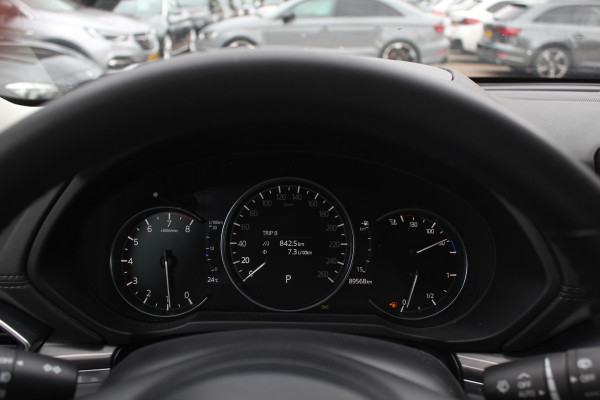 Mazda CX-5 2.0 SkyActiv-G 165 Luxury / Trekhaak / 360Camera / Head-up / Leder / Keyless / 19'' / Navigatie / Bose / Dodehoek / Stuur+Stoelverwarming / Adaptief Cruise Control