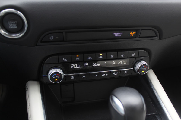 Mazda CX-5 2.0 SkyActiv-G 165 Luxury / Trekhaak / 360Camera / Head-up / Leder / Keyless / 19'' / Navigatie / Bose / Dodehoek / Stuur+Stoelverwarming / Adaptief Cruise Control
