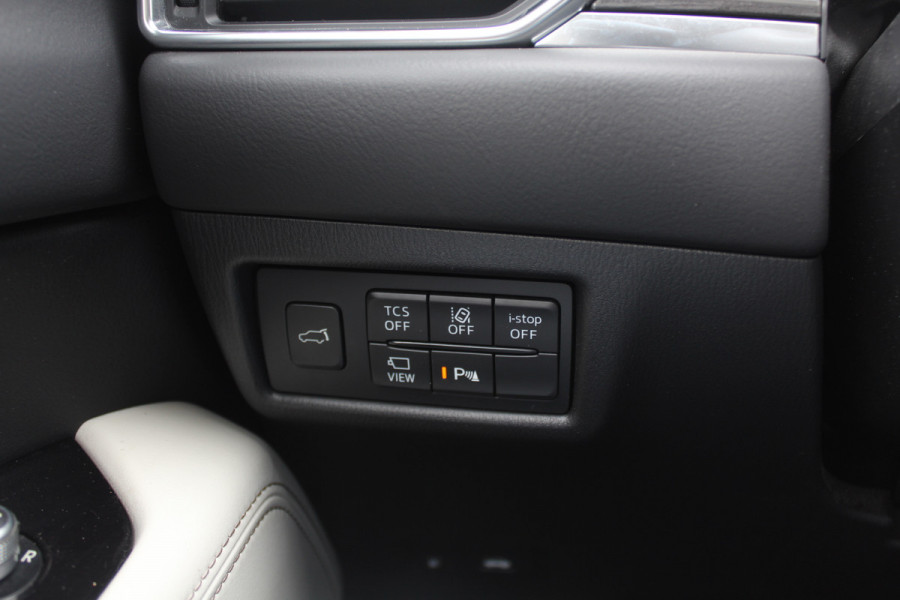 Mazda CX-5 2.0 SkyActiv-G 165 Luxury / Trekhaak / 360Camera / Head-up / Leder / Keyless / 19'' / Navigatie / Bose / Dodehoek / Stuur+Stoelverwarming / Adaptief Cruise Control