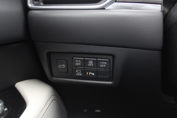 Mazda CX-5 2.0 SkyActiv-G 165 Luxury / Trekhaak / 360Camera / Head-up / Leder / Keyless / 19'' / Navigatie / Bose / Dodehoek / Stuur+Stoelverwarming / Adaptief Cruise Control