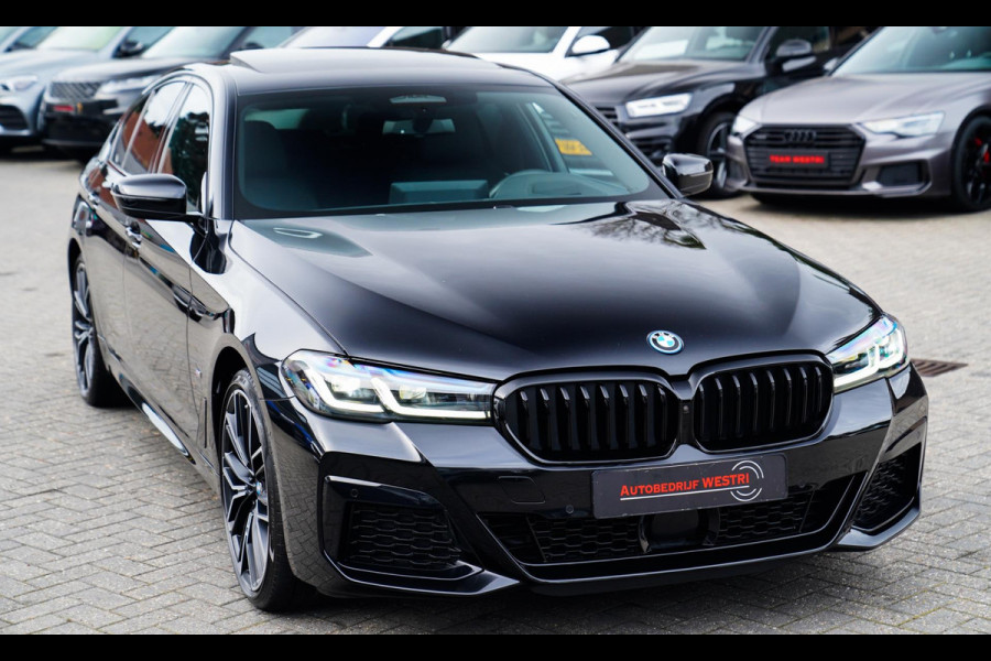 BMW 5 Serie 545e xDrive Business Edition Plus | Massage | Bowers & Wilkins | Schuifdak | LASER LED | BMW Driving Assisted | HuD |