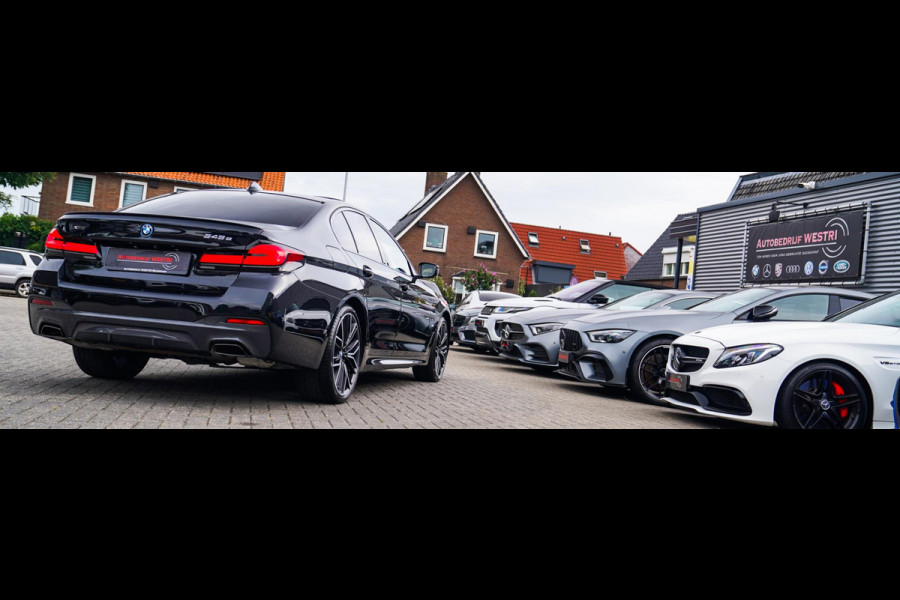 BMW 5 Serie 545e xDrive Business Edition Plus | Massage | Bowers & Wilkins | Schuifdak | LASER LED | BMW Driving Assisted | HuD |