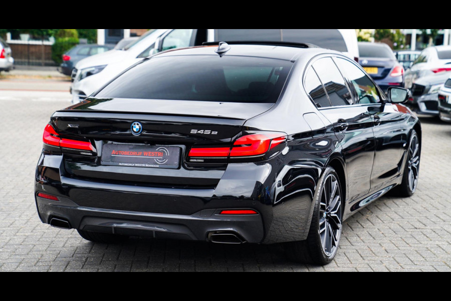 BMW 5 Serie 545e xDrive Business Edition Plus | Massage | Bowers & Wilkins | Schuifdak | LASER LED | BMW Driving Assisted | HuD |