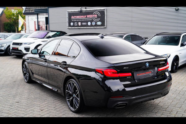 BMW 5 Serie 545e xDrive Business Edition Plus | Massage | Bowers & Wilkins | Schuifdak | LASER LED | BMW Driving Assisted | HuD |