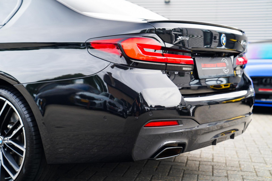 BMW 5 Serie 545e xDrive Business Edition Plus | Massage | Bowers & Wilkins | Schuifdak | LASER LED | BMW Driving Assisted | HuD |