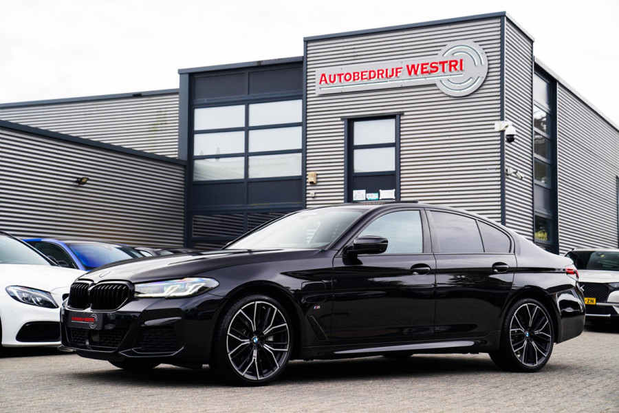 BMW 5 Serie 545e xDrive Business Edition Plus | Massage | Bowers & Wilkins | Schuifdak | LASER LED | BMW Driving Assisted | HuD |