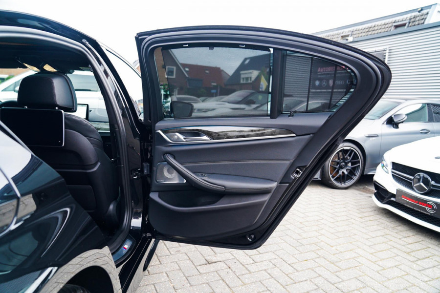 BMW 5 Serie 545e xDrive Business Edition Plus | Massage | Bowers & Wilkins | Schuifdak | LASER LED | BMW Driving Assisted | HuD |