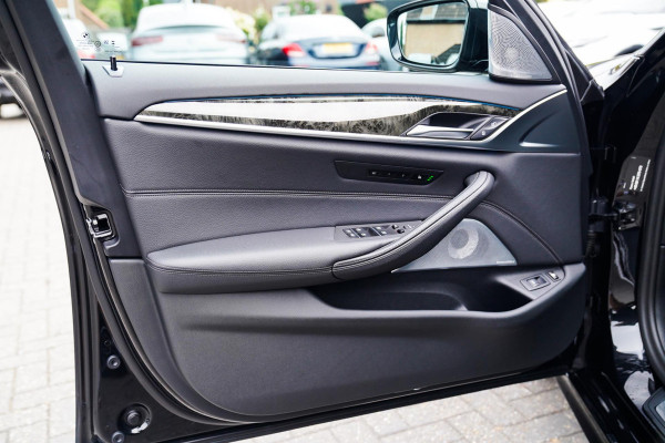 BMW 5 Serie 545e xDrive Business Edition Plus | Massage | Bowers & Wilkins | Schuifdak | LASER LED | BMW Driving Assisted | HuD |