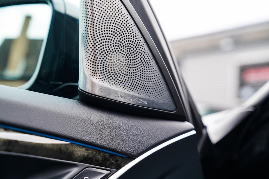 BMW 5 Serie 545e xDrive Business Edition Plus | Massage | Bowers & Wilkins | Schuifdak | LASER LED | BMW Driving Assisted | HuD |