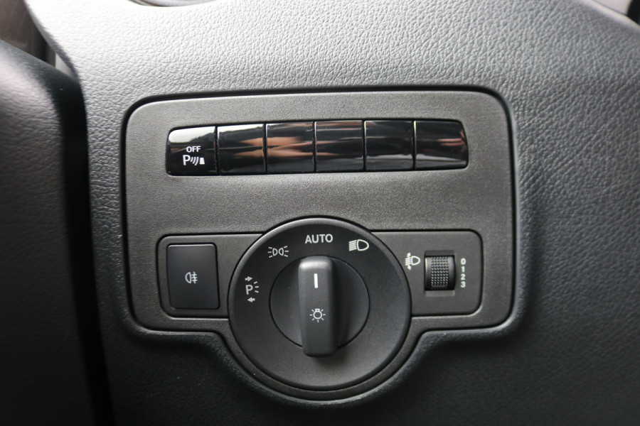 Mercedes-Benz Vito 114 CDI Lang Automaat Airco Navigatie Glaslook