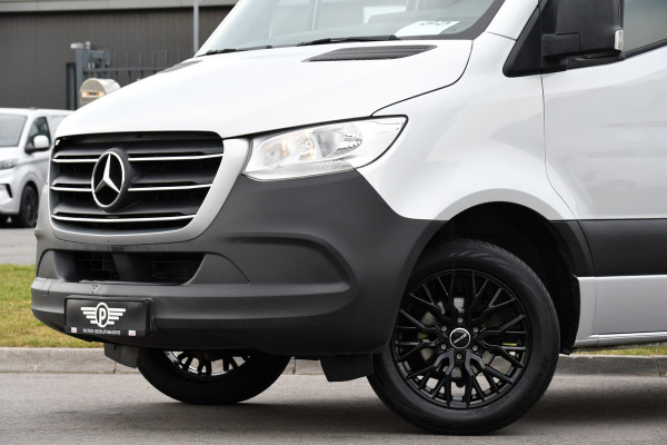 Mercedes-Benz Sprinter 319 V6 3.0 CDI L2H2 Camera, Cruise, 10,5'' Mbux, Automaat, Carplay, Multimedia, Trekhaak, Uniek!