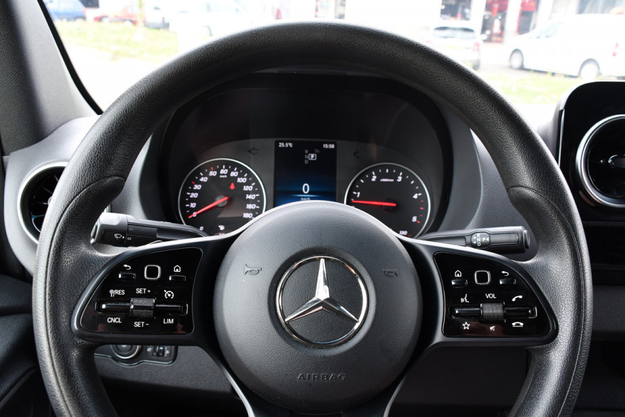 Mercedes-Benz Sprinter 319 V6 3.0 CDI L2H2 Camera, Cruise, 10,5'' Mbux, Automaat, Carplay, Multimedia, Trekhaak, Uniek!