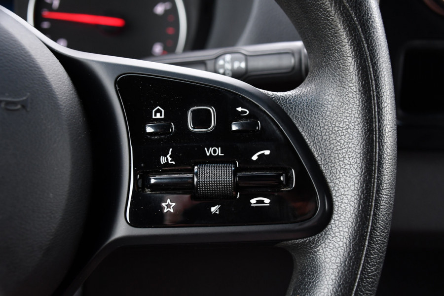 Mercedes-Benz Sprinter 319 V6 3.0 CDI L2H2 Camera, Cruise, 10,5'' Mbux, Automaat, Carplay, Multimedia, Trekhaak, Uniek!