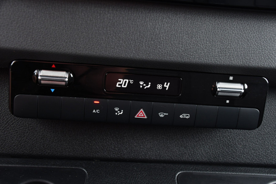 Mercedes-Benz Sprinter 319 V6 3.0 CDI L2H2 Camera, Cruise, 10,5'' Mbux, Automaat, Carplay, Multimedia, Trekhaak, Uniek!