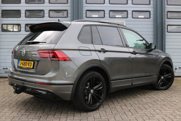 Volkswagen Tiguan 1.5 TSI ACT Highl Business R Black style Xenon Led Navi Camera T-haak Bj:2020