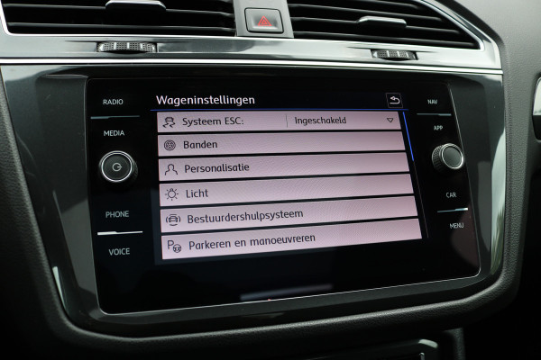 Volkswagen Tiguan 1.5 TSI ACT Highl Business R Black style Xenon Led Navi Camera T-haak Bj:2020